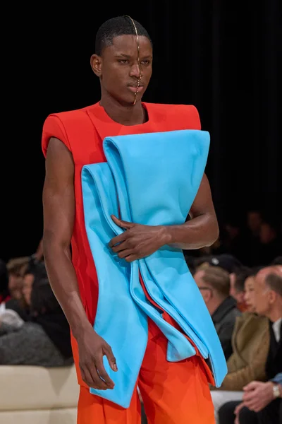 Look 114